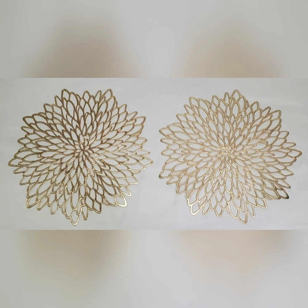 Set of 2 Decorative 8